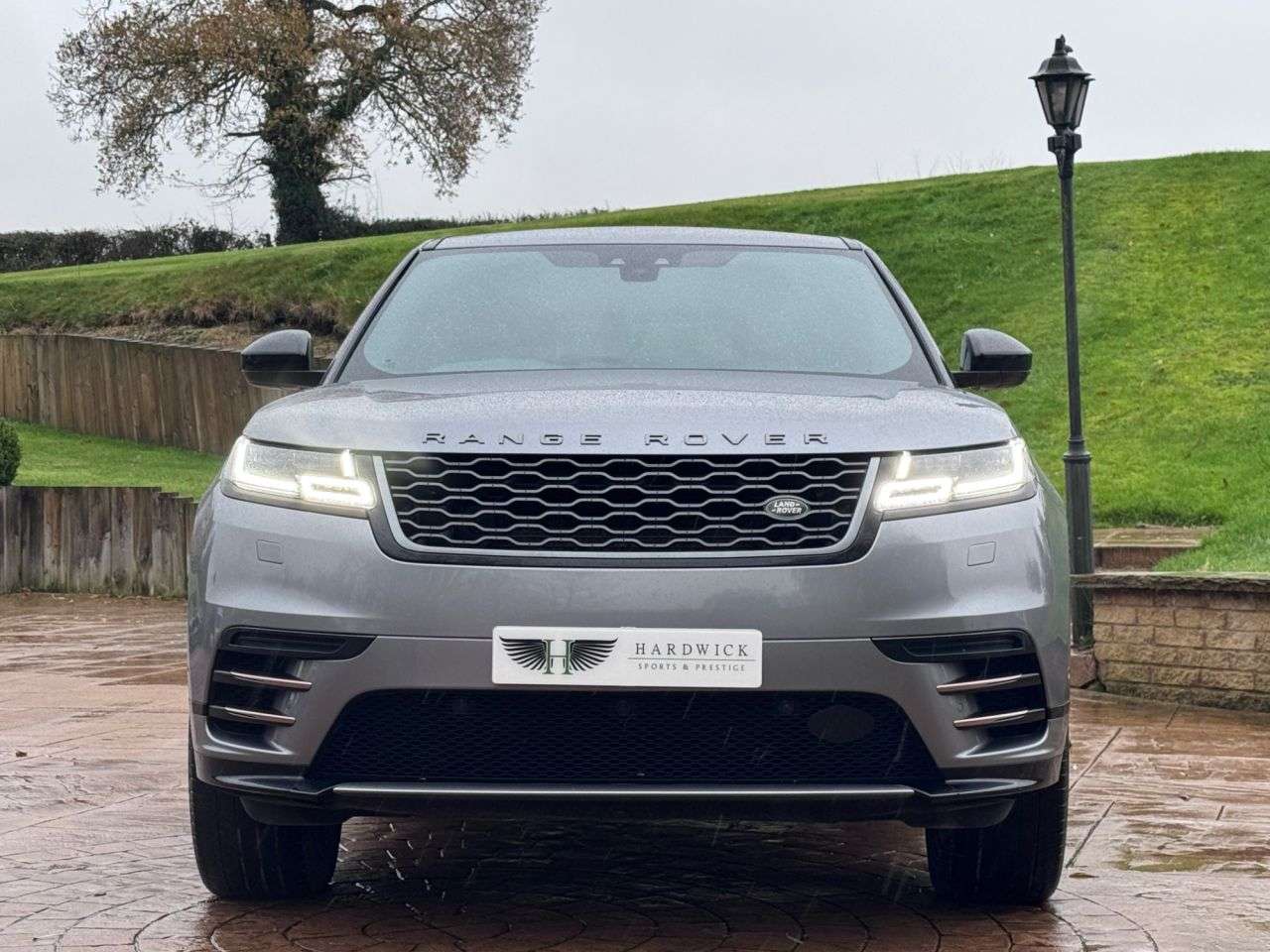 2019 LAND ROVER RANGE ROVER VELAR 2019 LAND ROVER RANGE ROVER VELAR