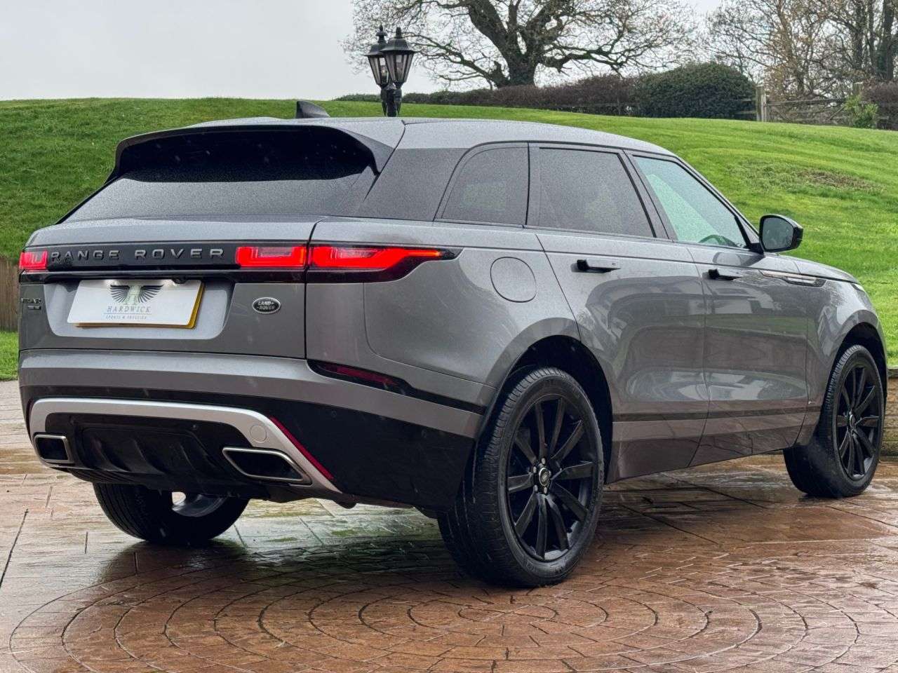 2019 LAND ROVER RANGE ROVER VELAR 2019 LAND ROVER RANGE ROVER VELAR