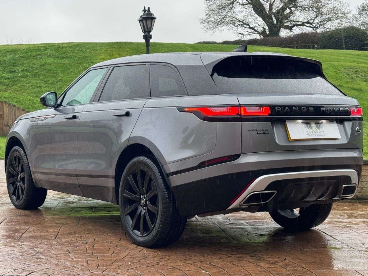 2019 LAND ROVER RANGE ROVER VELAR 2019 LAND ROVER RANGE ROVER VELAR