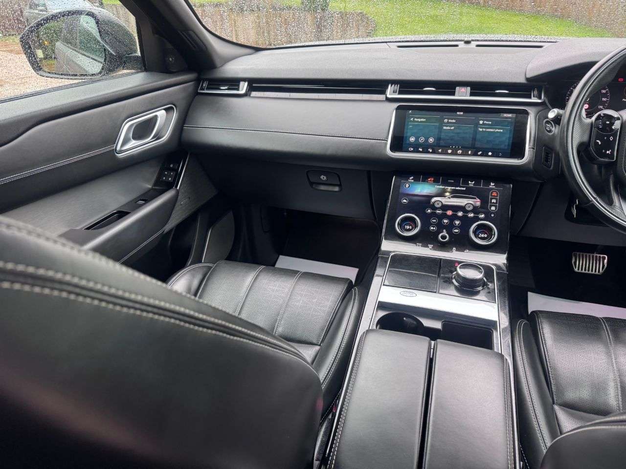 2019 LAND ROVER RANGE ROVER VELAR 2019 LAND ROVER RANGE ROVER VELAR