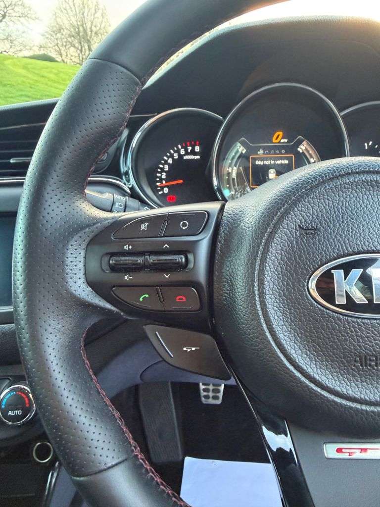 2016 KIA CEED 2016 KIA CEED