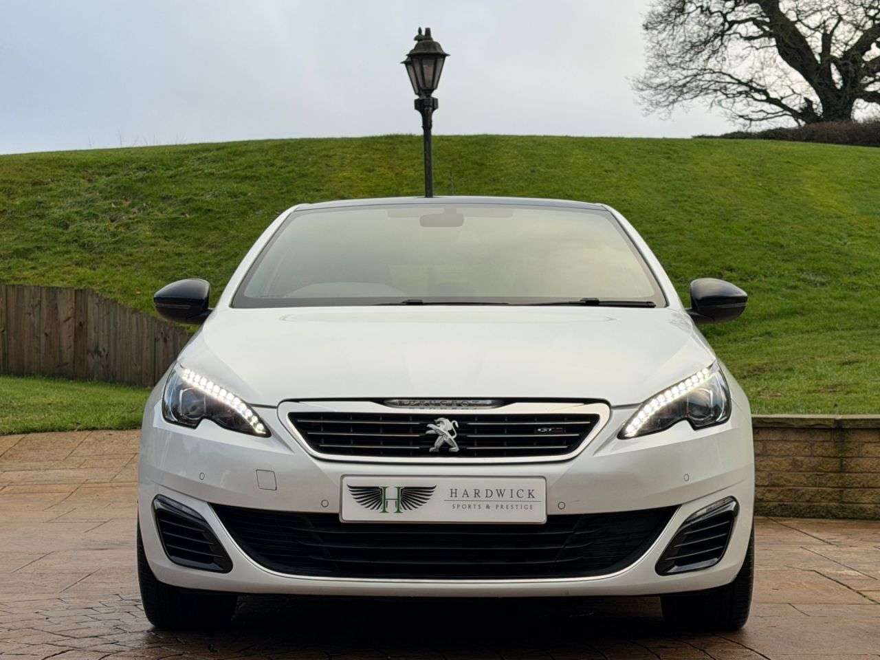 2016 PEUGEOT 308 2016 PEUGEOT 308