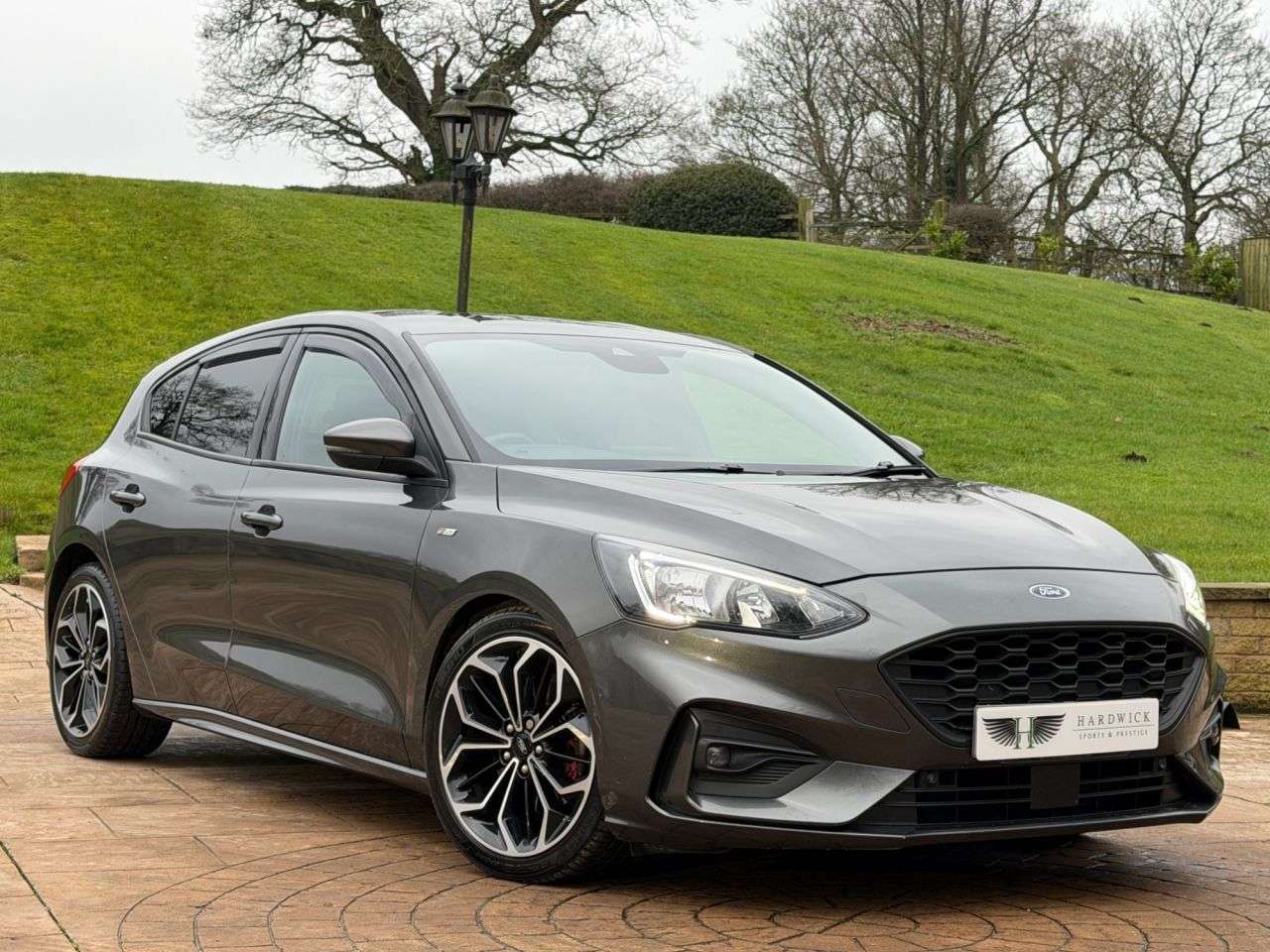 A 2019 FORD FOCUS 2.0 EcoBlue ST-Line X Hatchback 5dr Diesel Auto Euro 6 (s/s) (150 ps) A 2019 FORD FOCUS 2.0 EcoBlue ST-Line X Hatchback 5dr Diesel Auto Euro 6 (s/s) (150 ps)