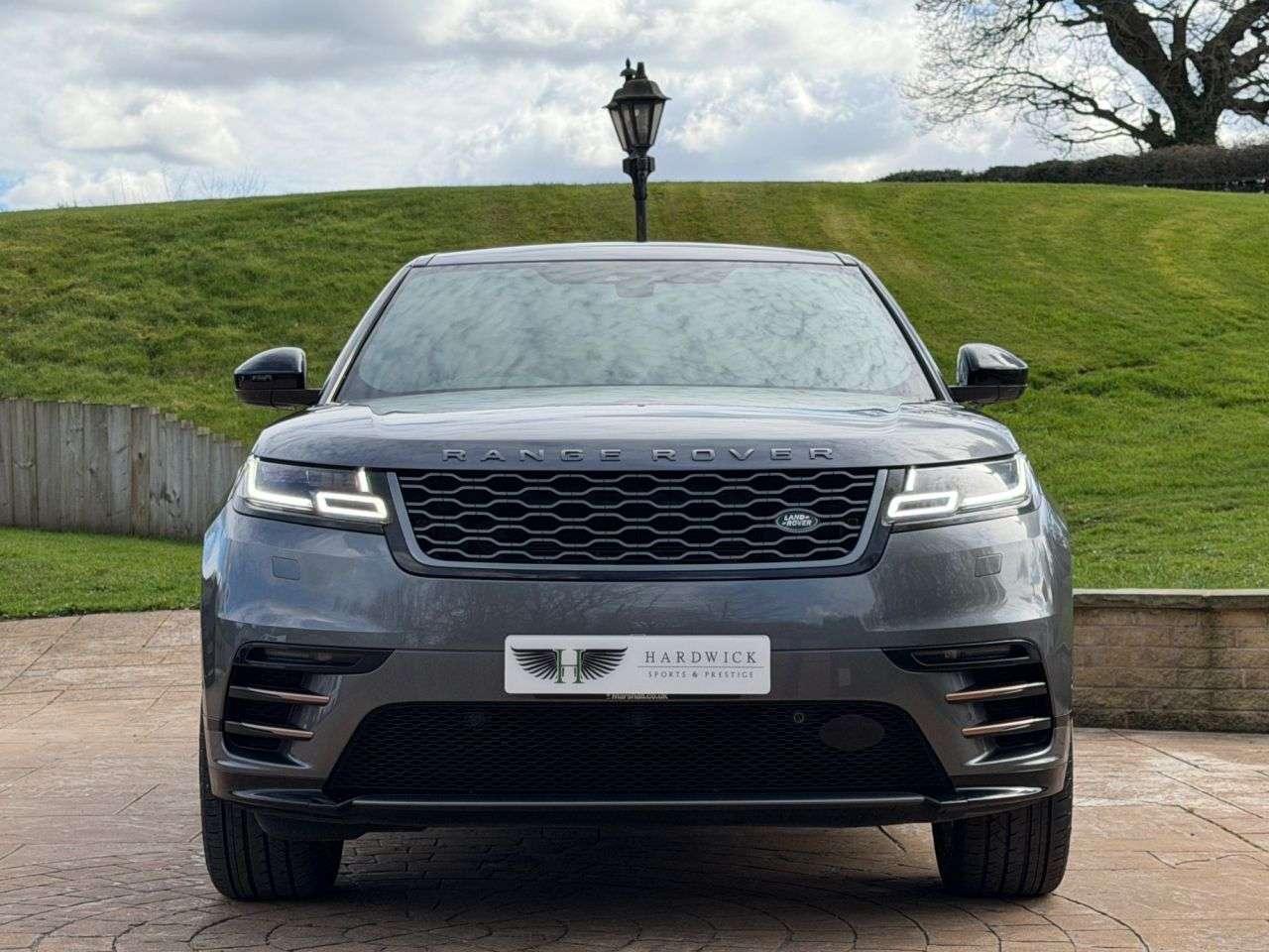 2017 LAND ROVER RANGE ROVER VELAR 2017 LAND ROVER RANGE ROVER VELAR