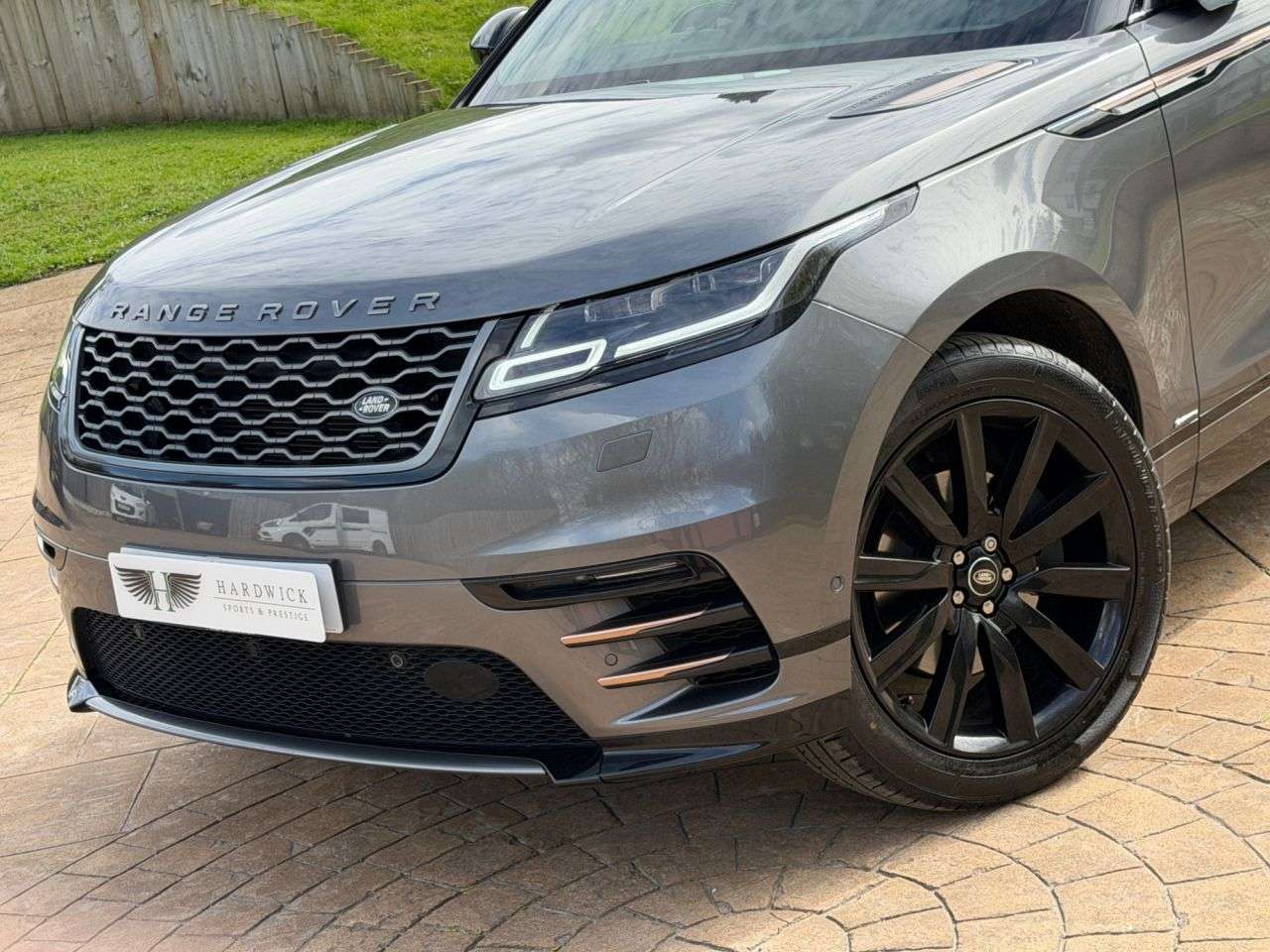 2017 LAND ROVER RANGE ROVER VELAR 2017 LAND ROVER RANGE ROVER VELAR