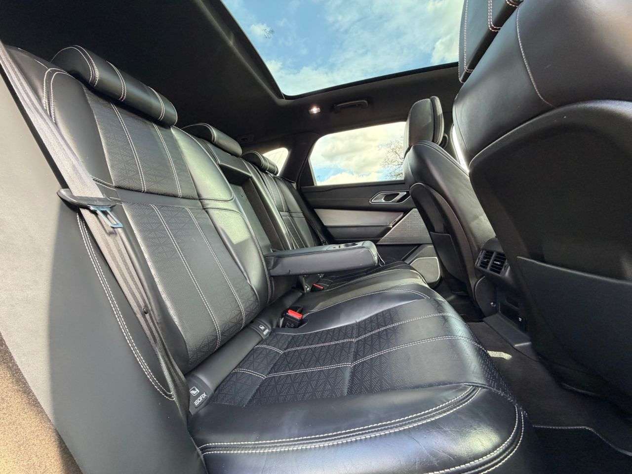 2017 LAND ROVER RANGE ROVER VELAR 2017 LAND ROVER RANGE ROVER VELAR