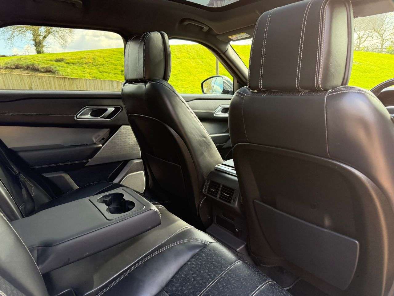 2017 LAND ROVER RANGE ROVER VELAR 2017 LAND ROVER RANGE ROVER VELAR