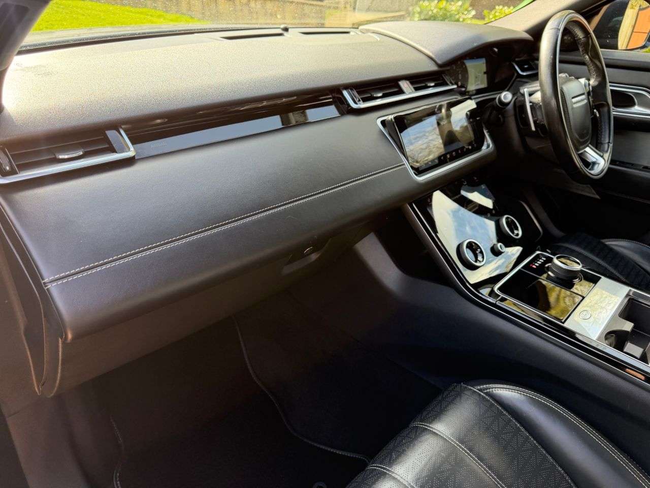 2017 LAND ROVER RANGE ROVER VELAR 2017 LAND ROVER RANGE ROVER VELAR