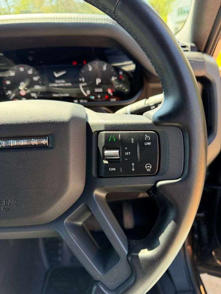 2024 LAND ROVER DEFENDER 2024 LAND ROVER DEFENDER