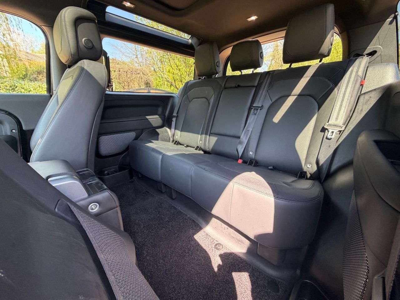 2024 LAND ROVER DEFENDER 2024 LAND ROVER DEFENDER