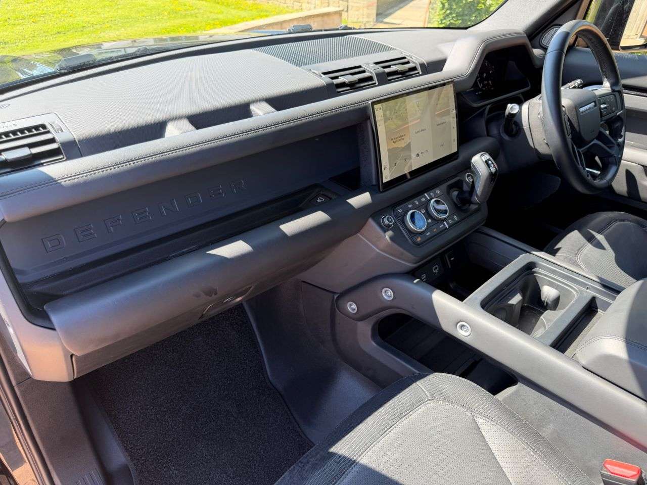 2024 LAND ROVER DEFENDER 2024 LAND ROVER DEFENDER