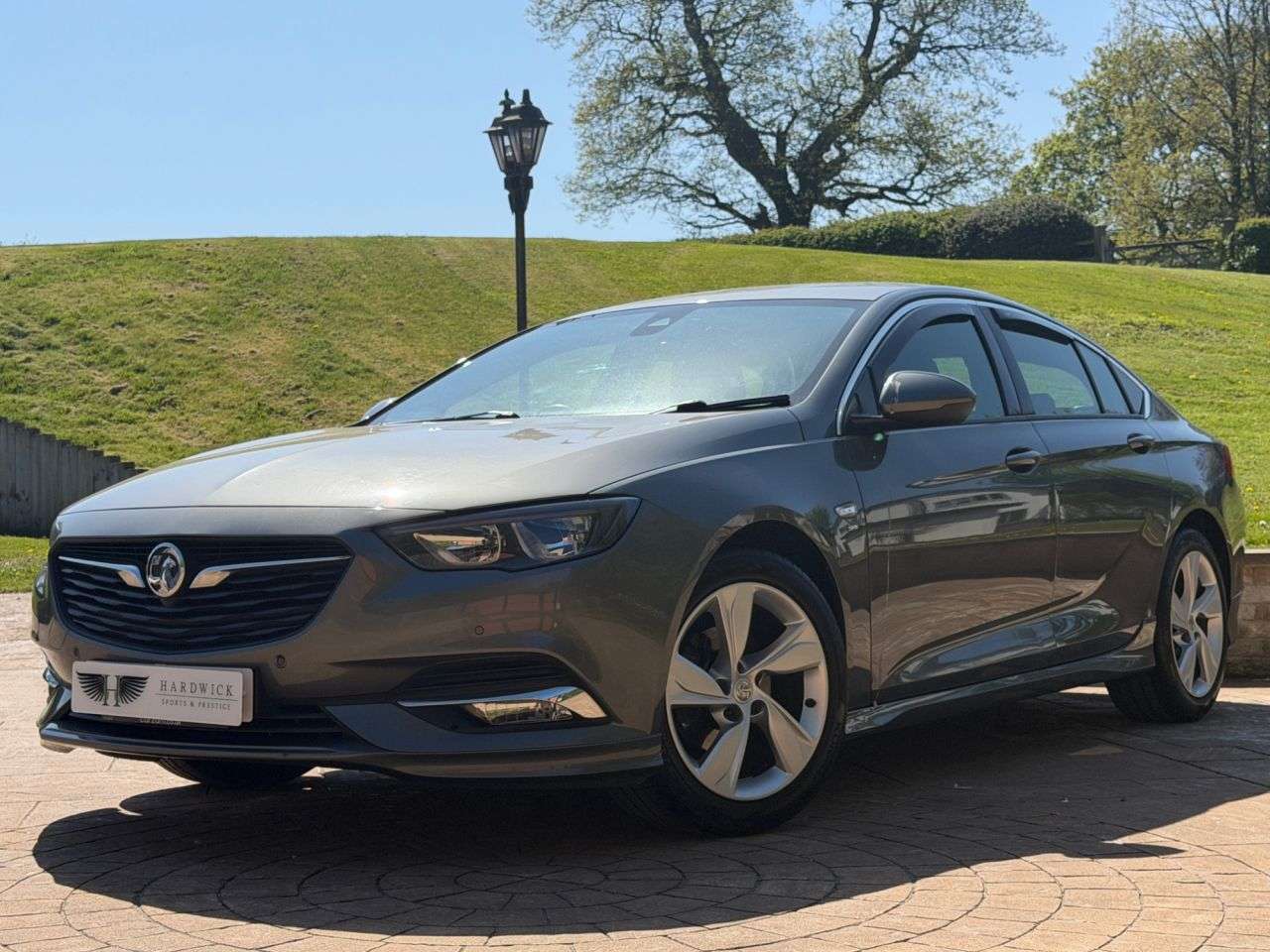 A 2019 VAUXHALL INSIGNIA 1.5i Turbo GPF SRi VX Line Nav Grand Sport 5dr Petrol Manual Euro 6 (s/s) ( A 2019 VAUXHALL INSIGNIA 1.5i Turbo GPF SRi VX Line Nav Grand Sport 5dr Petrol Manual Euro 6 (s/s) (