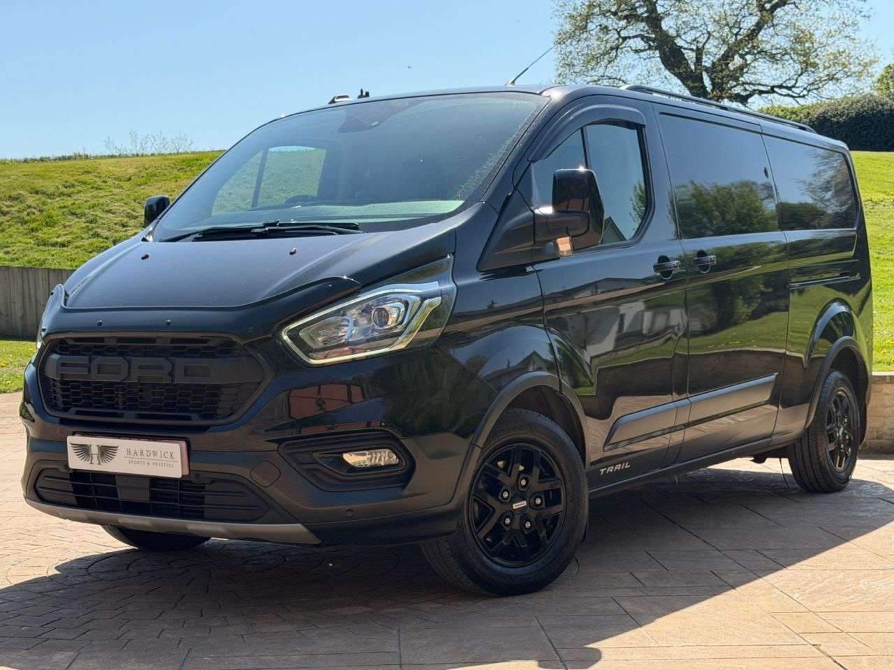 A 2022 FORD TRANSIT CUSTOM 2.0 340 EcoBlue Trail Panel Van 5dr Diesel Manual L2 H1 Euro 6 (s/s) (130 p A 2022 FORD TRANSIT CUSTOM 2.0 340 EcoBlue Trail Panel Van 5dr Diesel Manual L2 H1 Euro 6 (s/s) (130 p