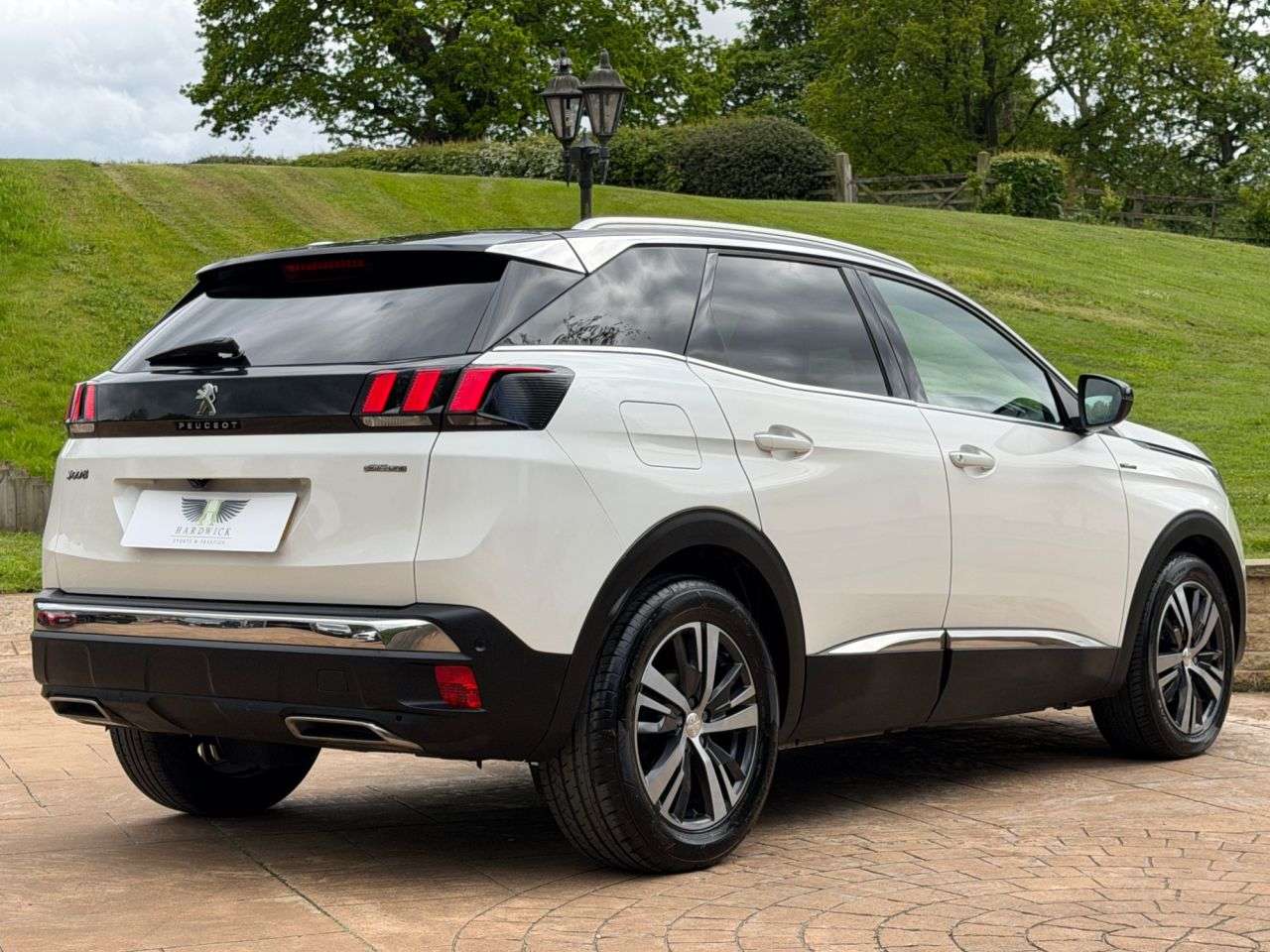 2017 PEUGEOT 3008 2017 PEUGEOT 3008