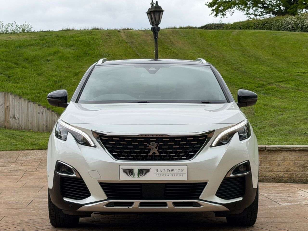 2017 PEUGEOT 3008 2017 PEUGEOT 3008