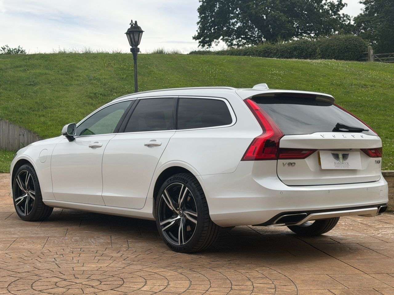 2018 VOLVO V90 2018 VOLVO V90