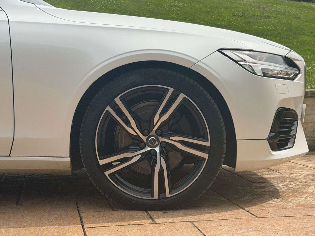 2018 VOLVO V90 2018 VOLVO V90