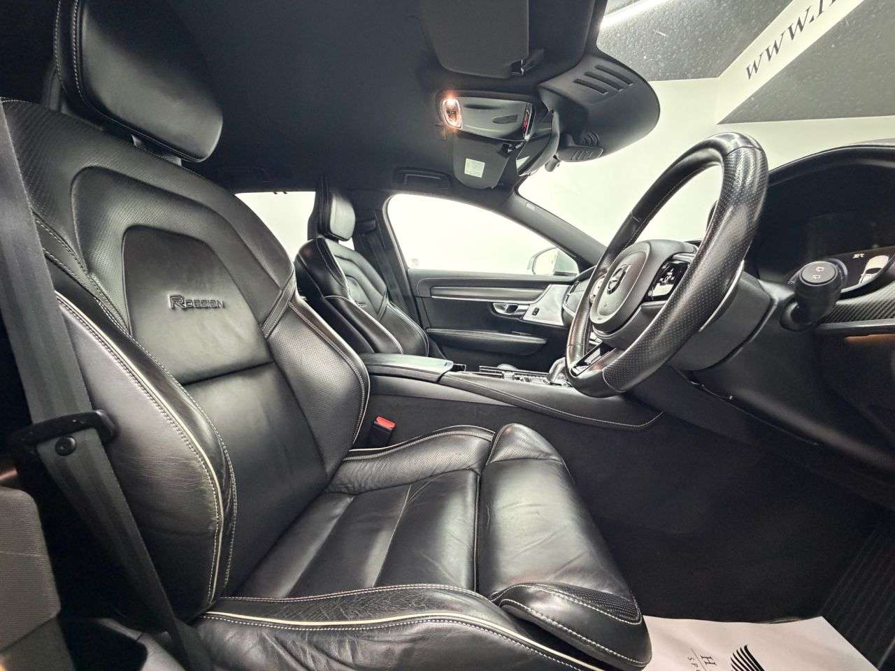 2018 VOLVO V90 2018 VOLVO V90