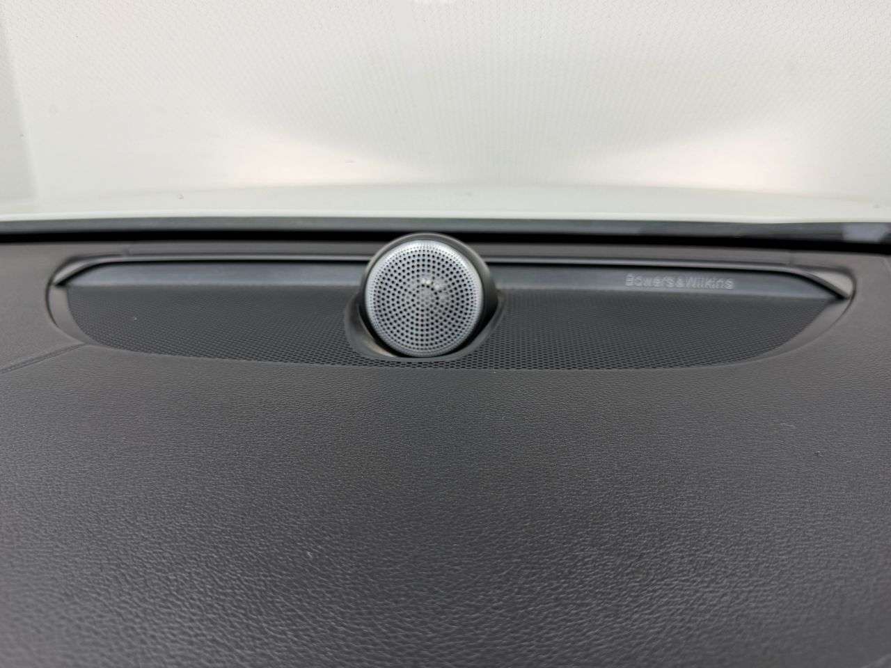 2018 VOLVO V90 2018 VOLVO V90