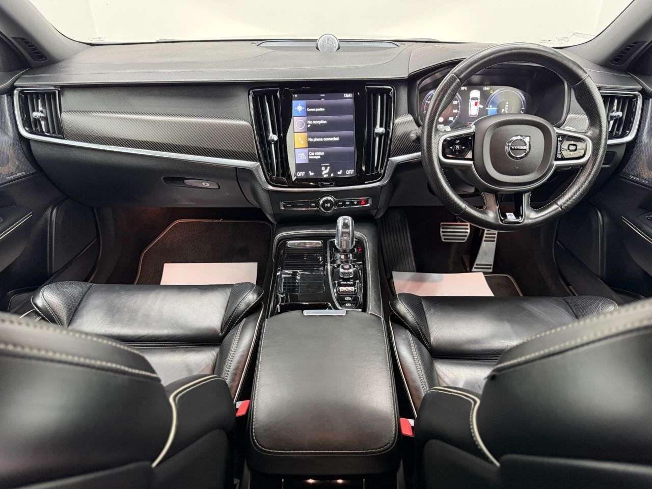 2018 VOLVO V90 2018 VOLVO V90