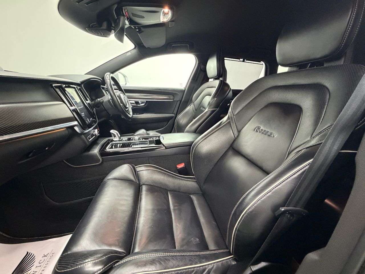 2018 VOLVO V90 2018 VOLVO V90