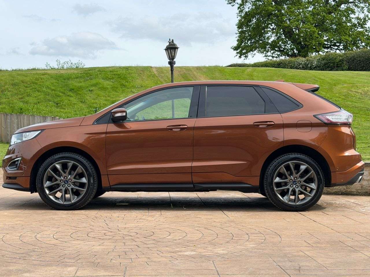 A 2017 FORD EDGE 2.0 TDCi Sport SUV 5dr Diesel Powershift AWD Euro 6 (s/s) (210 ps) RARE CAN A 2017 FORD EDGE 2.0 TDCi Sport SUV 5dr Diesel Powershift AWD Euro 6 (s/s) (210 ps) RARE CAN