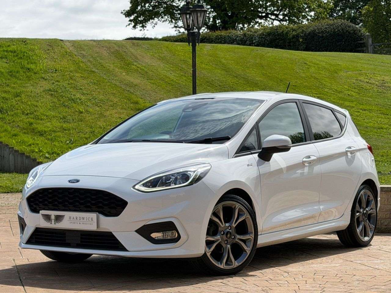 A 2020 FORD FIESTA 1.0T EcoBoost MHEV ST-Line X Edition Hatchback 5dr Petrol Manual Euro 6 (s/ A 2020 FORD FIESTA 1.0T EcoBoost MHEV ST-Line X Edition Hatchback 5dr Petrol Manual Euro 6 (s/