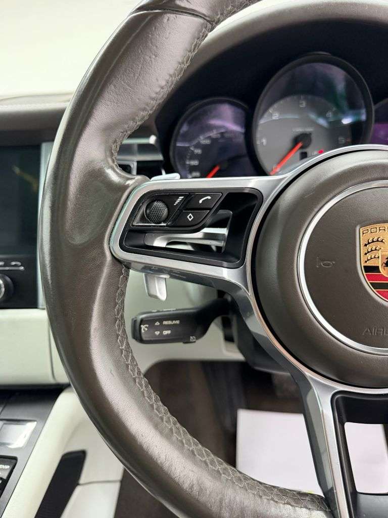 2017 PORSCHE MACAN 2017 PORSCHE MACAN