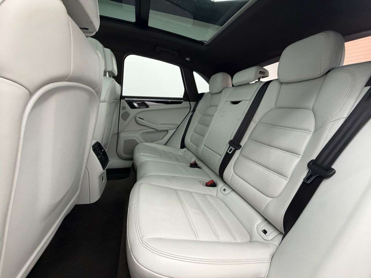 2017 PORSCHE MACAN 2017 PORSCHE MACAN