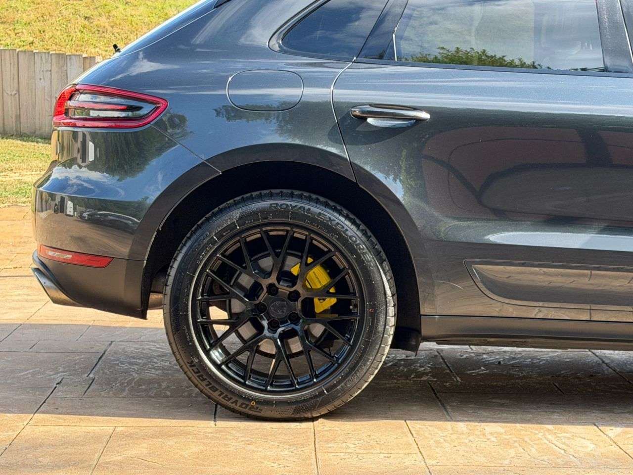 2017 PORSCHE MACAN 2017 PORSCHE MACAN
