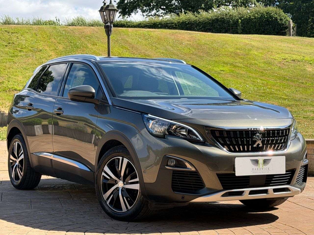 A 2019 PEUGEOT 3008 1.5 BlueHDi Allure SUV 5dr Diesel Manual Euro 6 (s/s) (130 ps) ULEZ - REVER A 2019 PEUGEOT 3008 1.5 BlueHDi Allure SUV 5dr Diesel Manual Euro 6 (s/s) (130 ps) ULEZ - REVER