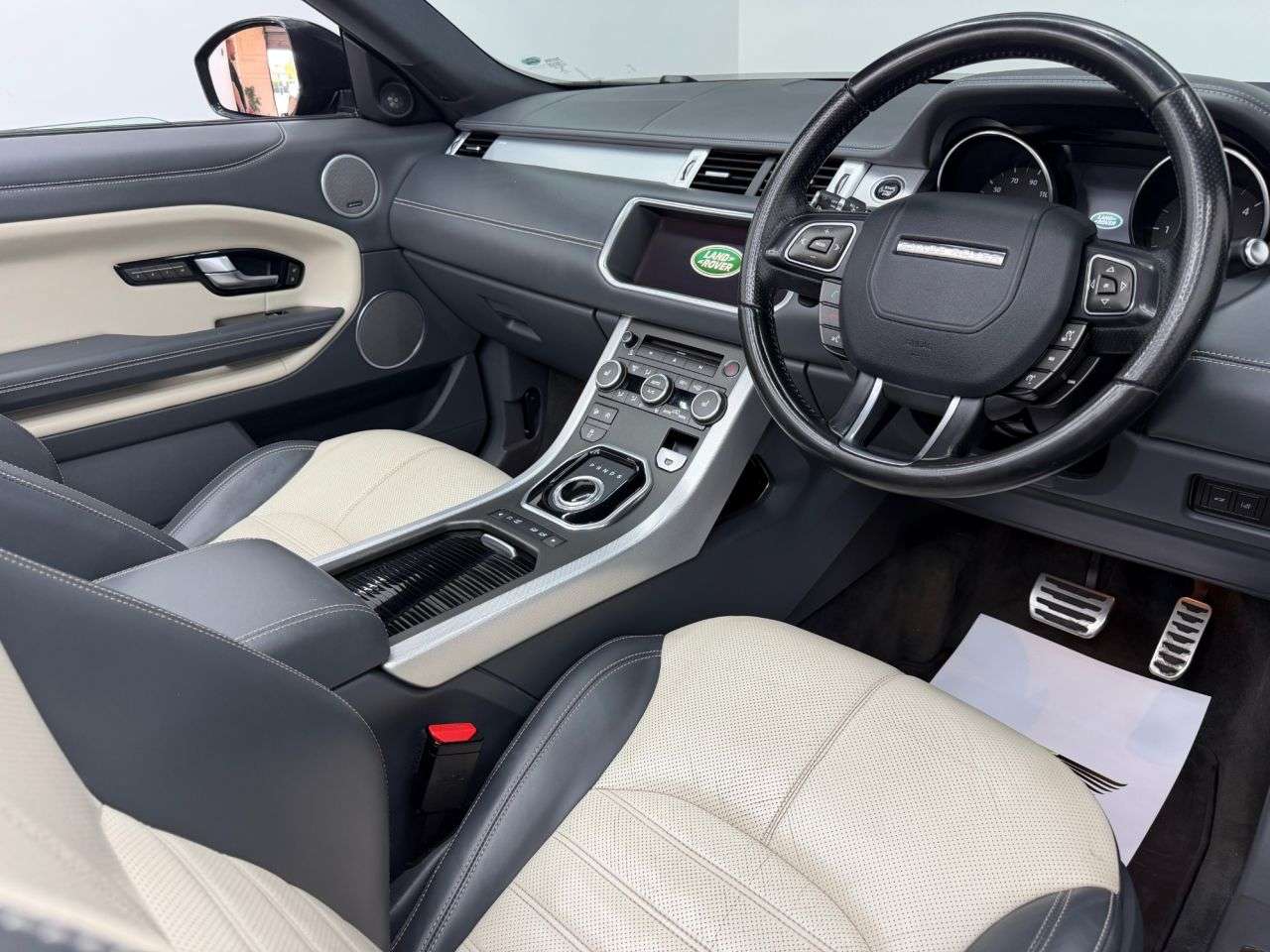 2017 LAND ROVER RANGE ROVER EVOQUE 2017 LAND ROVER RANGE ROVER EVOQUE