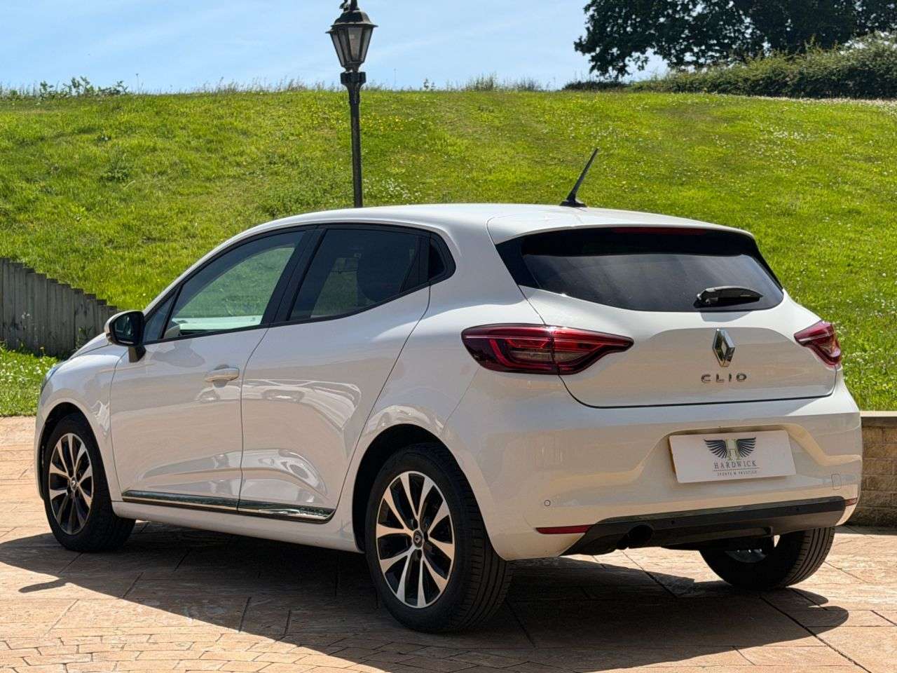 2020 RENAULT CLIO 2020 RENAULT CLIO