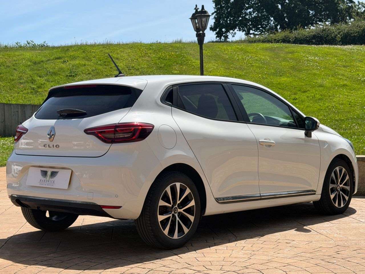 2020 RENAULT CLIO 2020 RENAULT CLIO