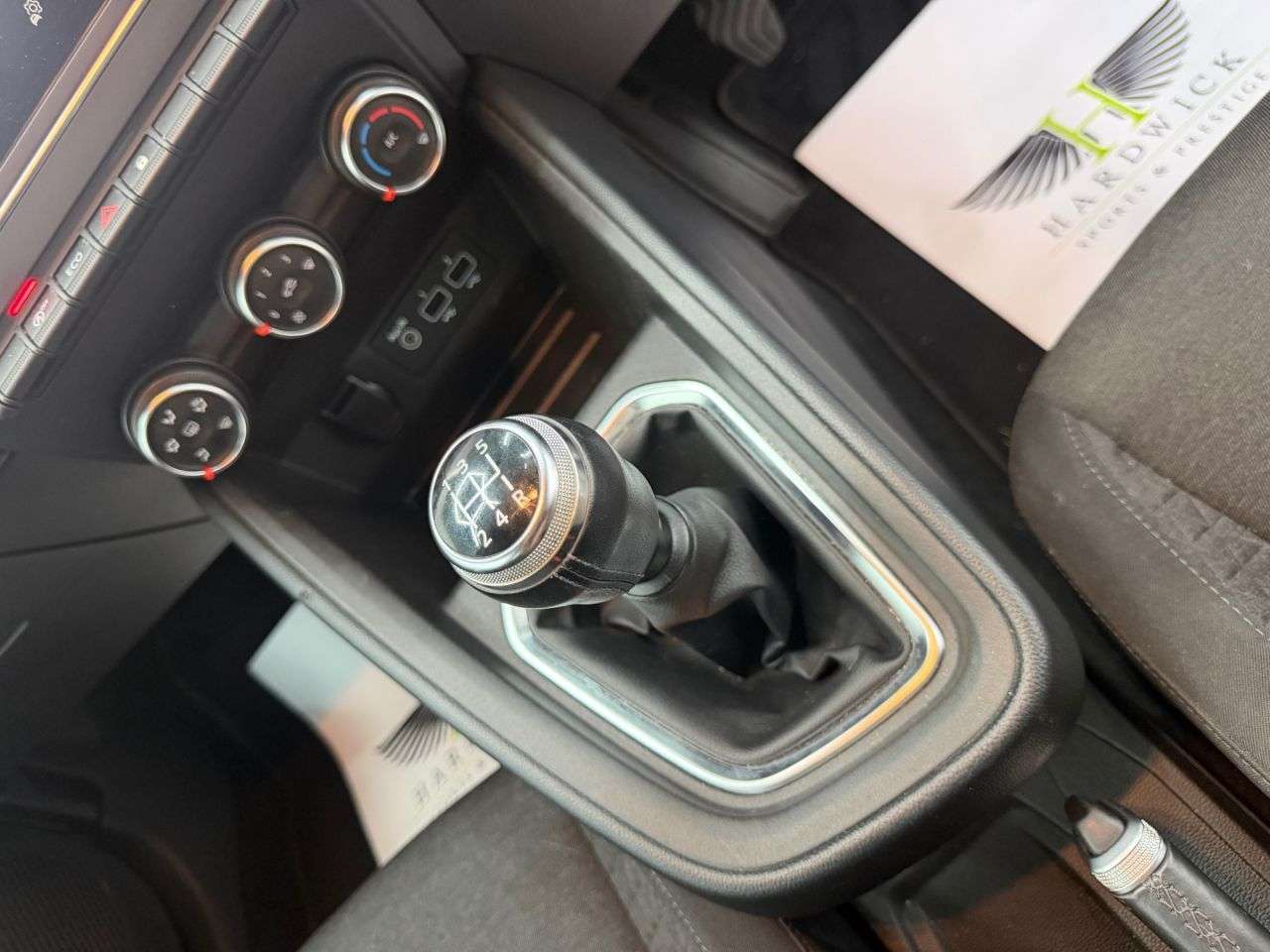2020 RENAULT CLIO 2020 RENAULT CLIO