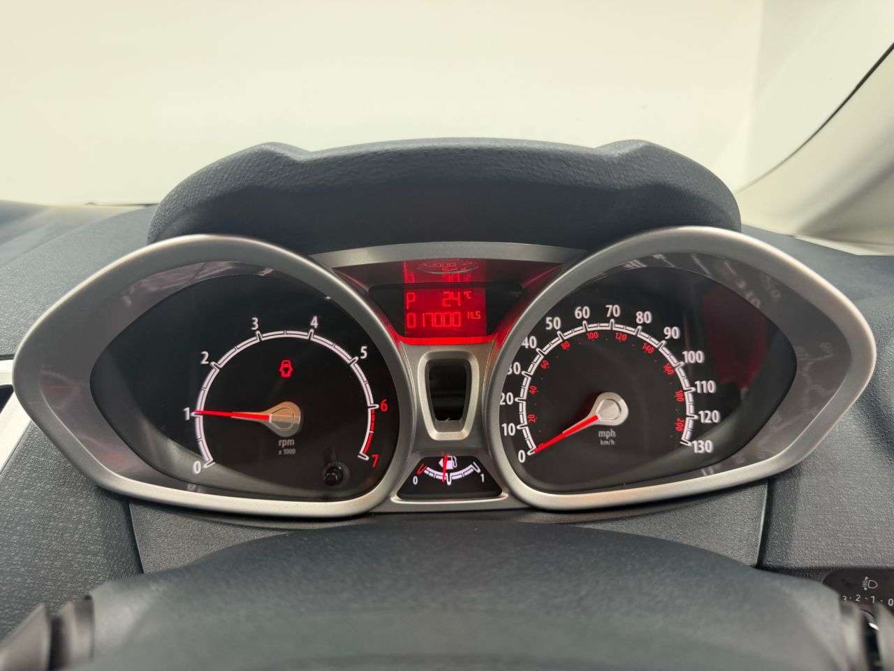 2011 FORD FIESTA 2011 FORD FIESTA