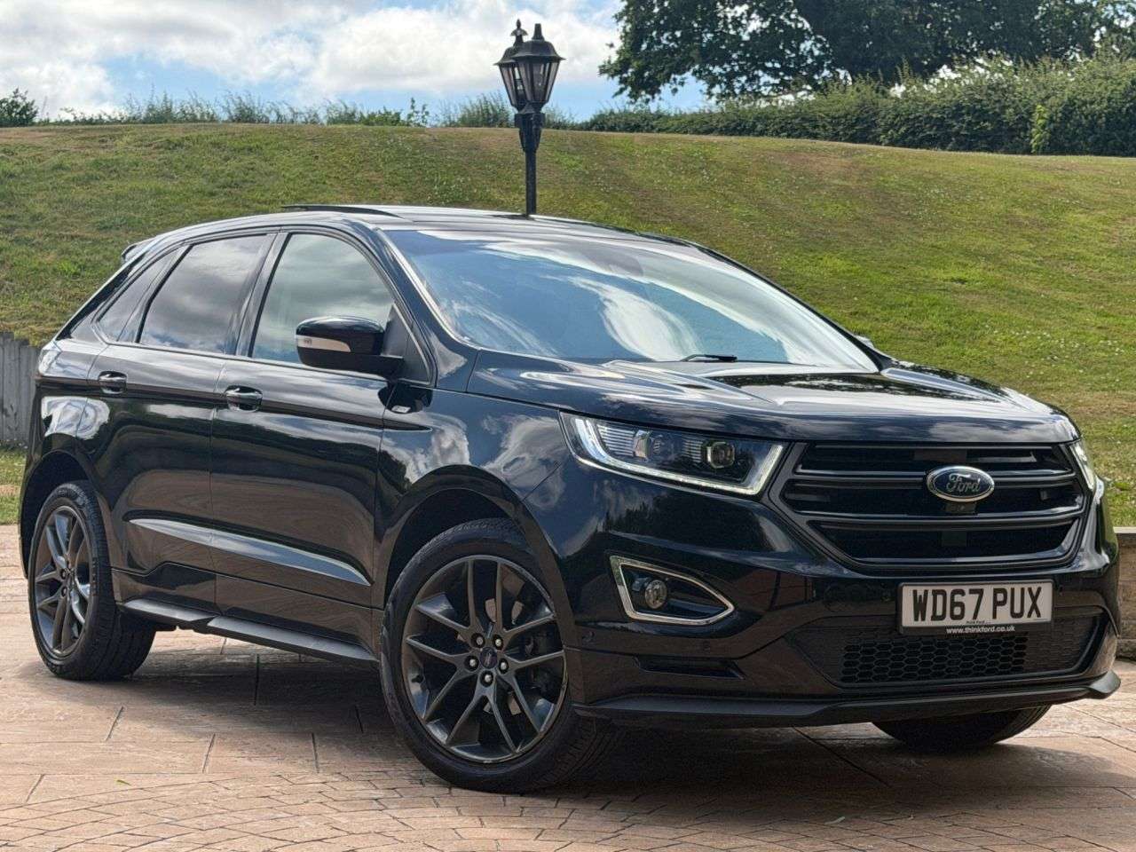 A 2018 FORD EDGE 2.0 TDCi ST-Line SUV 5dr Diesel Powershift AWD Euro 6 (s/s) (210 ps) PAN RO A 2018 FORD EDGE 2.0 TDCi ST-Line SUV 5dr Diesel Powershift AWD Euro 6 (s/s) (210 ps) PAN RO