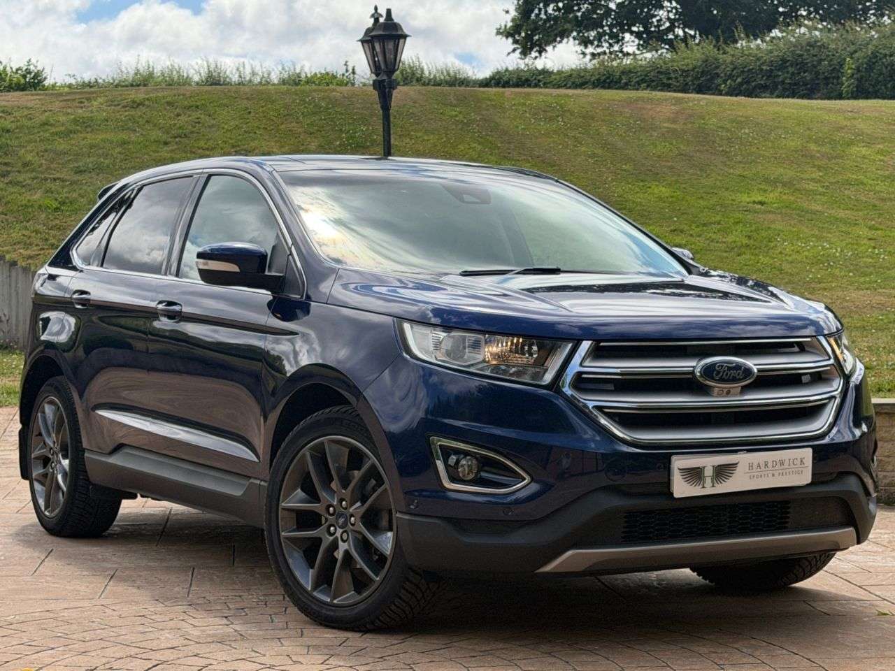 A 2016 FORD EDGE 2.0 TDCi Titanium SUV 5dr Diesel Manual AWD Euro 6 (s/s) (180 ps) £4700 INF A 2016 FORD EDGE 2.0 TDCi Titanium SUV 5dr Diesel Manual AWD Euro 6 (s/s) (180 ps) £4700 INF