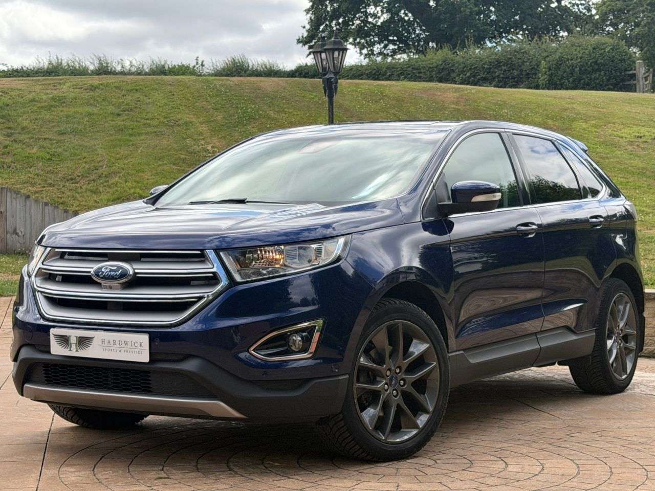 A 2016 FORD EDGE 2.0 TDCi Titanium SUV 5dr Diesel Manual AWD Euro 6 (s/s) (180 ps) £4700 INF A 2016 FORD EDGE 2.0 TDCi Titanium SUV 5dr Diesel Manual AWD Euro 6 (s/s) (180 ps) £4700 INF