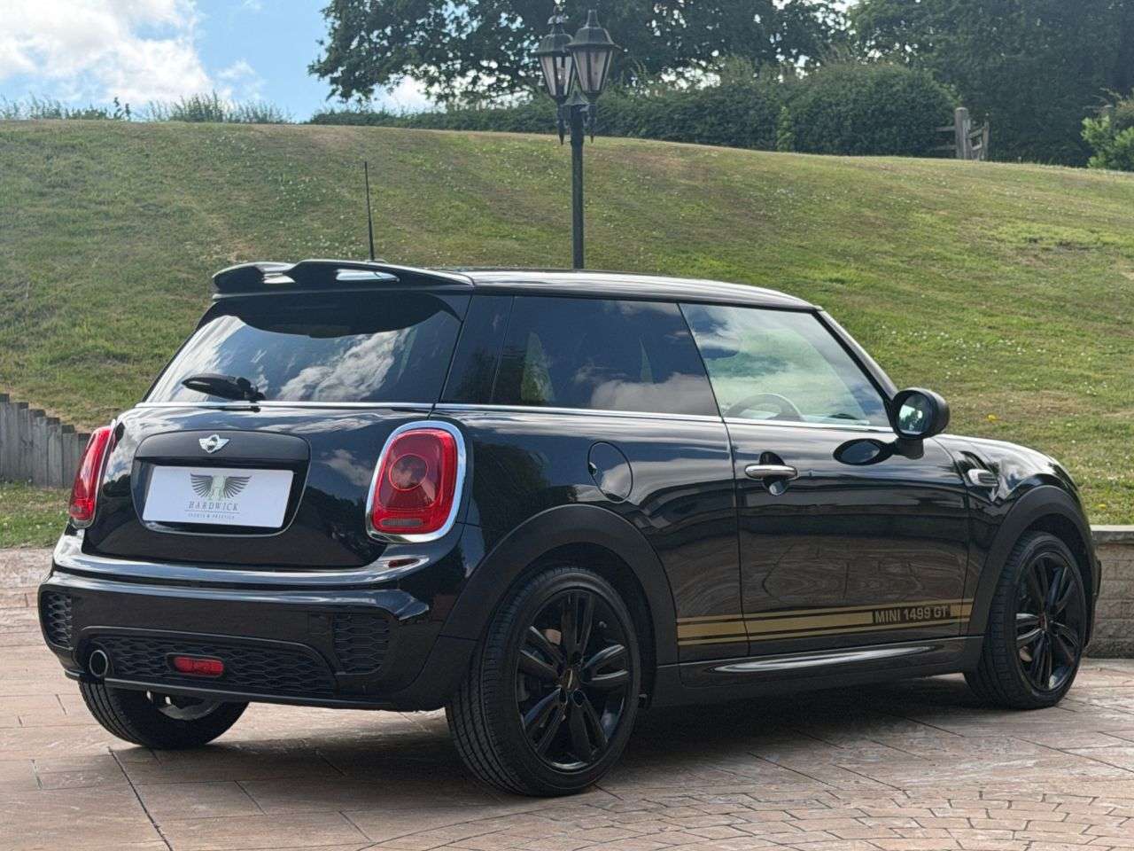 2018 MINI HATCH 2018 MINI HATCH