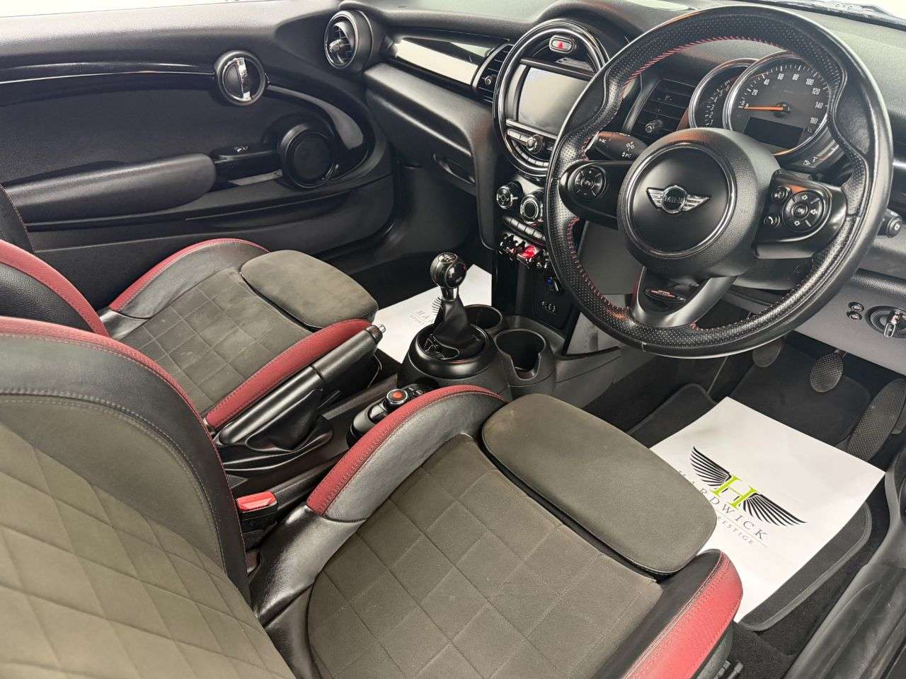 2018 MINI HATCH 2018 MINI HATCH