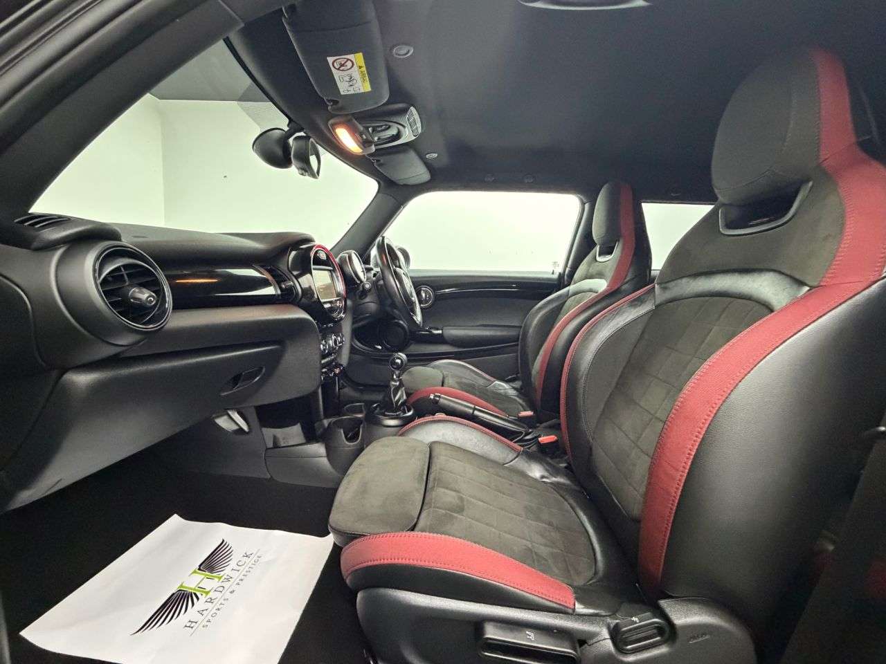 2018 MINI HATCH 2018 MINI HATCH