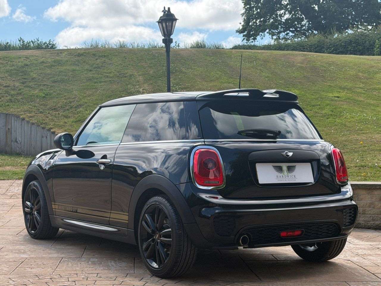 2018 MINI HATCH 2018 MINI HATCH