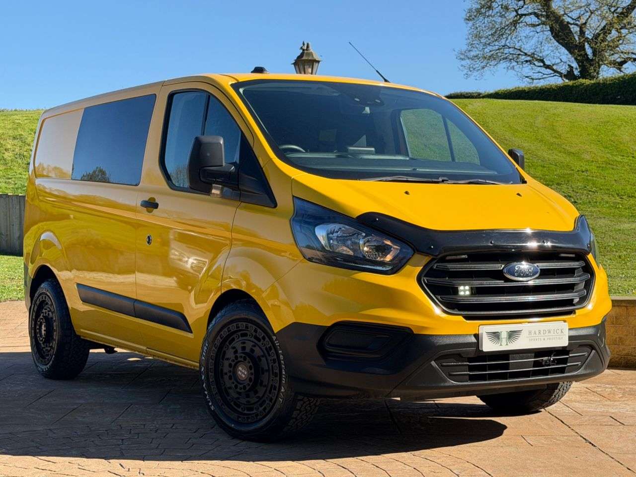 A 2022 FORD TRANSIT CUSTOM 2.0 340 EcoBlue Leader Panel Van 5dr Diesel Manual L1 H1 Euro 6 (s/s) (130 A 2022 FORD TRANSIT CUSTOM 2.0 340 EcoBlue Leader Panel Van 5dr Diesel Manual L1 H1 Euro 6 (s/s) (130