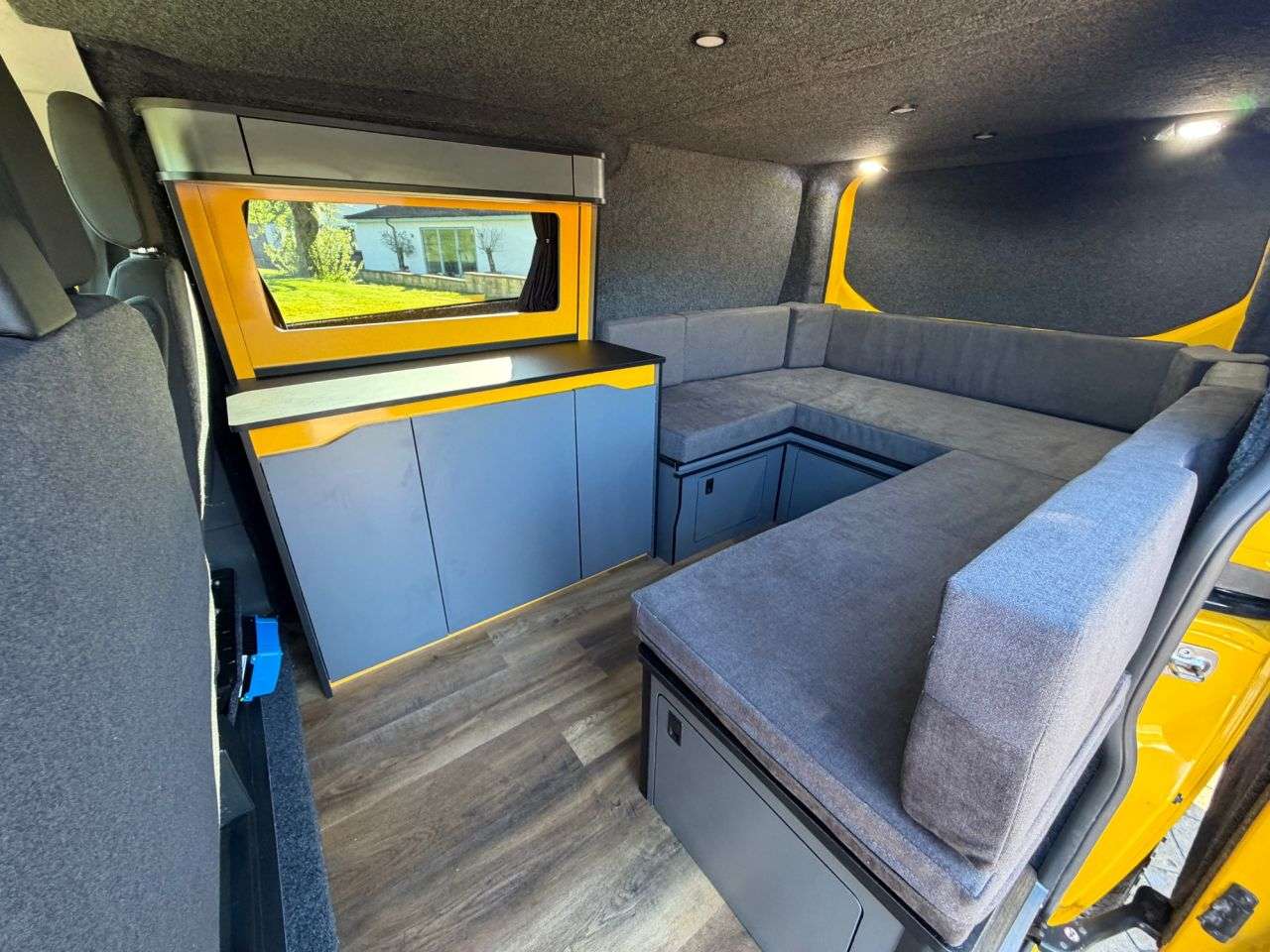 A 2022 FORD TRANSIT CUSTOM 2.0 340 EcoBlue Leader Panel Van 5dr Diesel Manual L1 H1 Euro 6 (s/s) (130 A 2022 FORD TRANSIT CUSTOM 2.0 340 EcoBlue Leader Panel Van 5dr Diesel Manual L1 H1 Euro 6 (s/s) (130