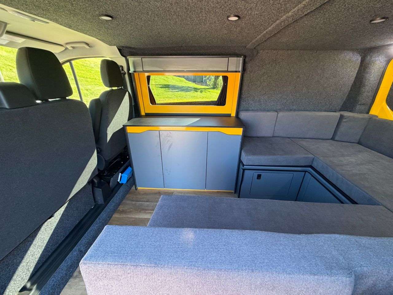 A 2022 FORD TRANSIT CUSTOM 2.0 340 EcoBlue Leader Panel Van 5dr Diesel Manual L1 H1 Euro 6 (s/s) (130 A 2022 FORD TRANSIT CUSTOM 2.0 340 EcoBlue Leader Panel Van 5dr Diesel Manual L1 H1 Euro 6 (s/s) (130