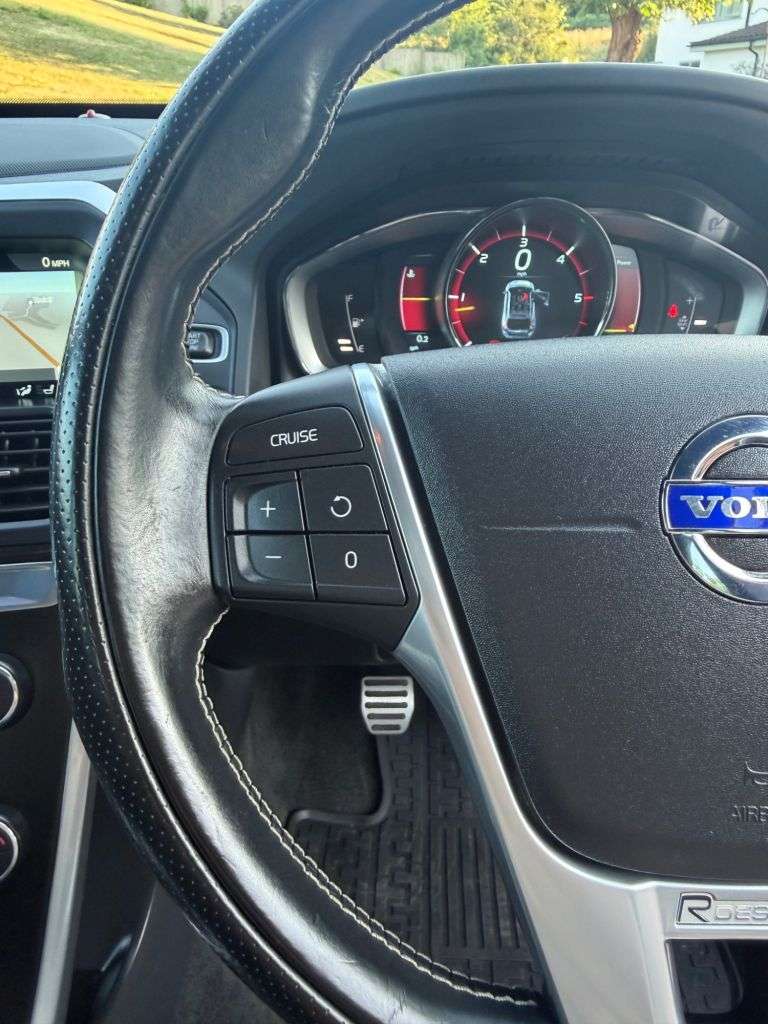 2014 VOLVO XC60 2014 VOLVO XC60