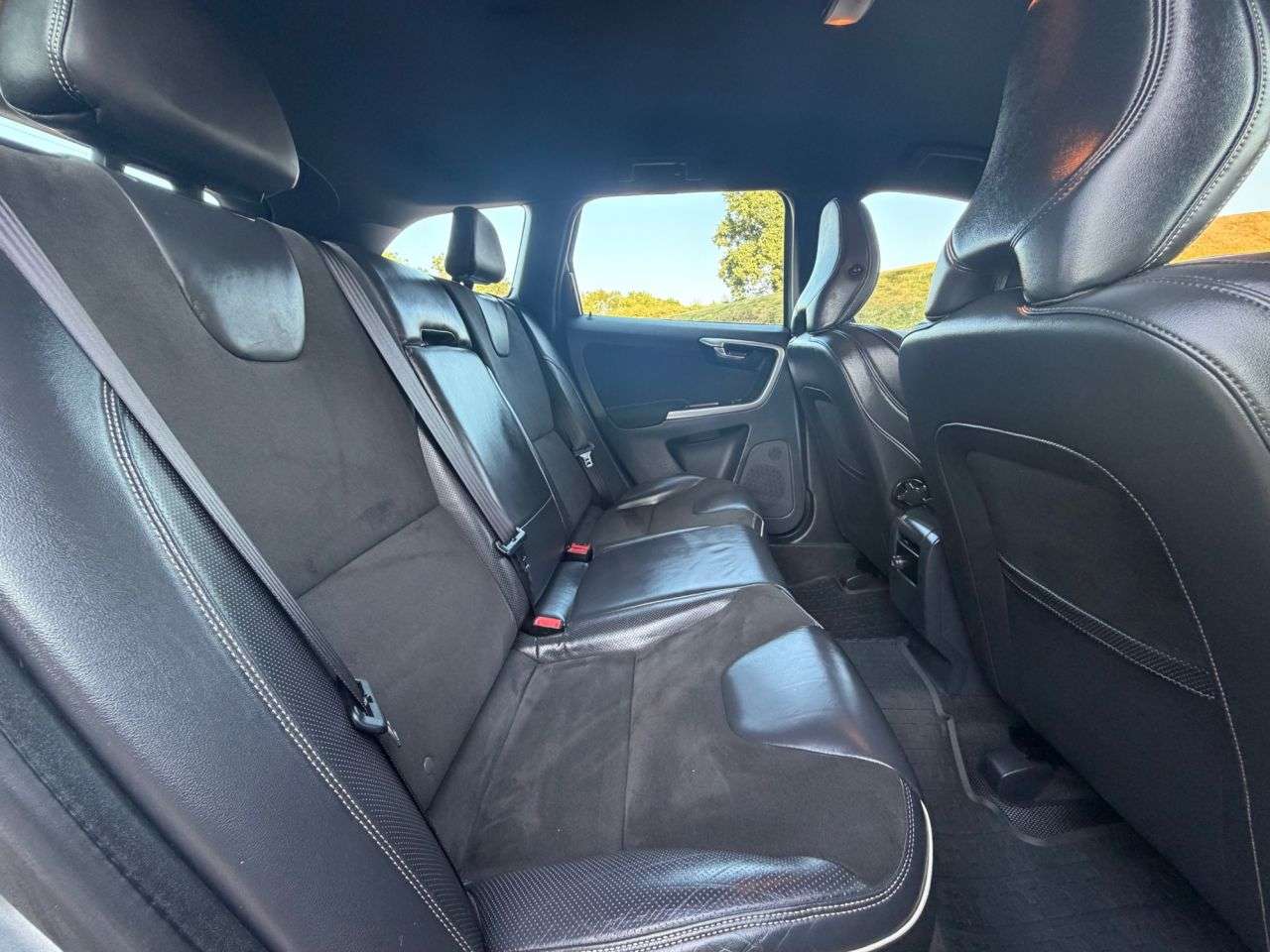 2014 VOLVO XC60 2014 VOLVO XC60