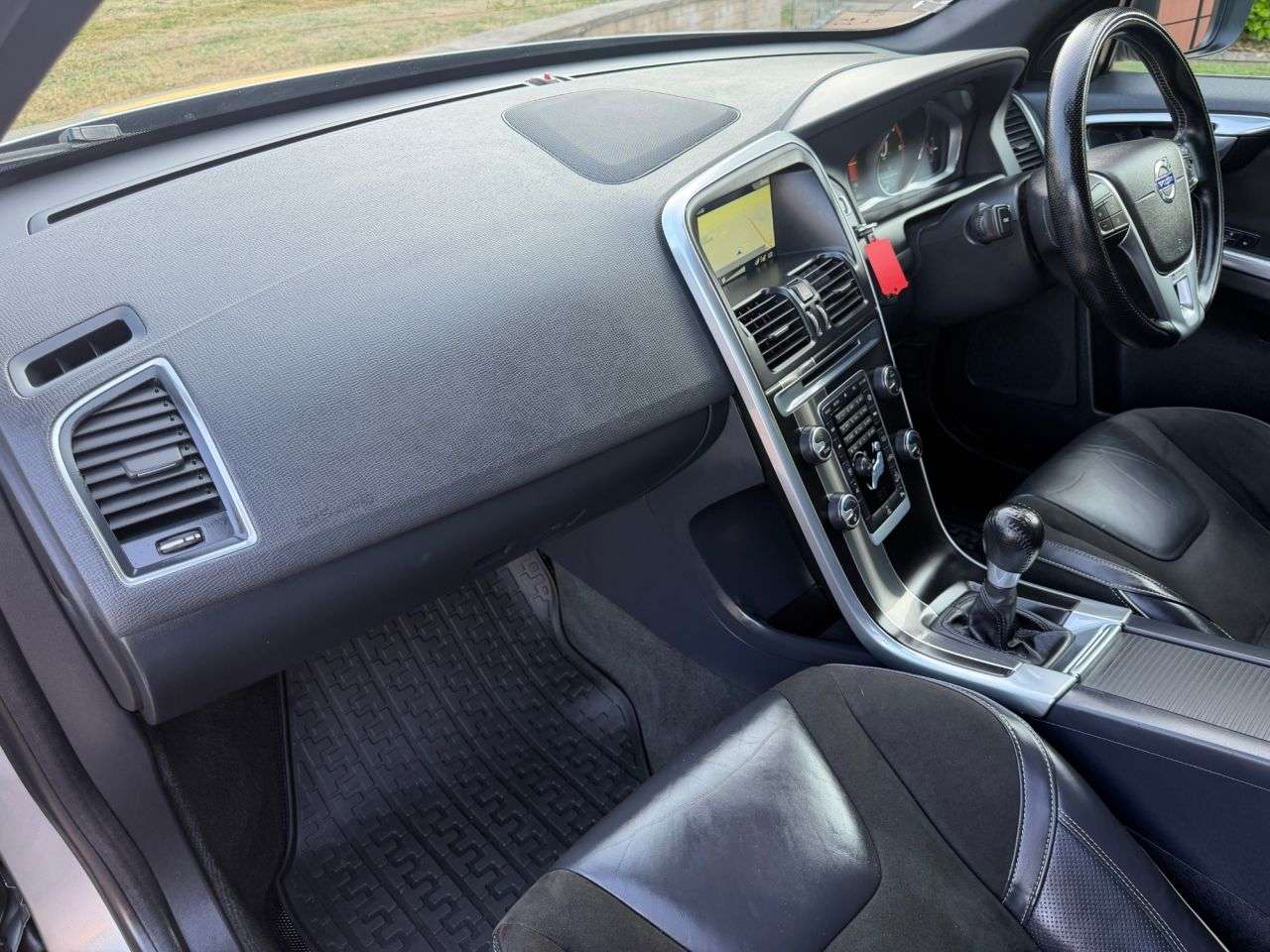 2014 VOLVO XC60 2014 VOLVO XC60