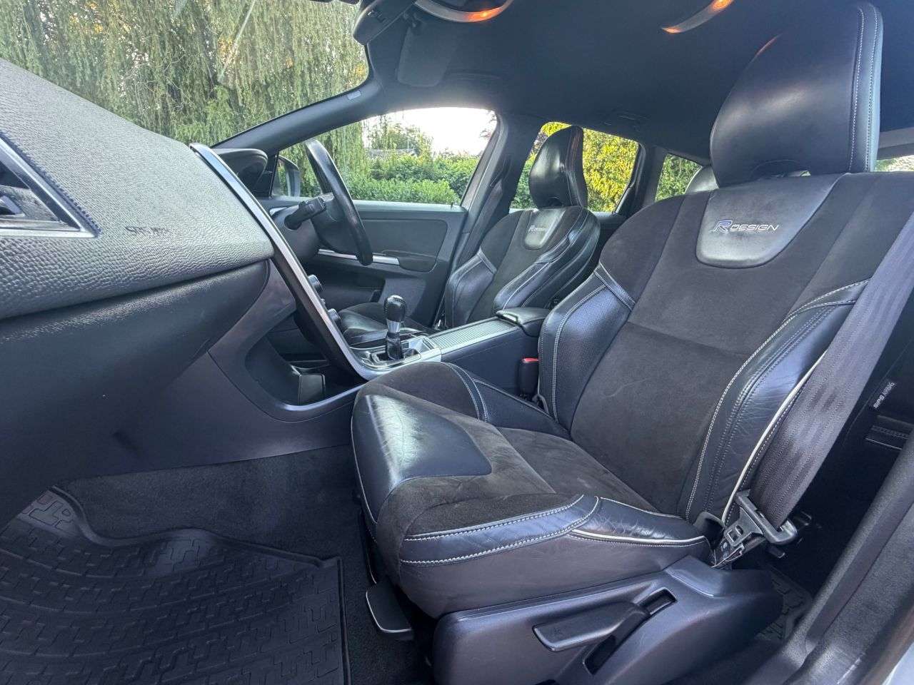2014 VOLVO XC60 2014 VOLVO XC60